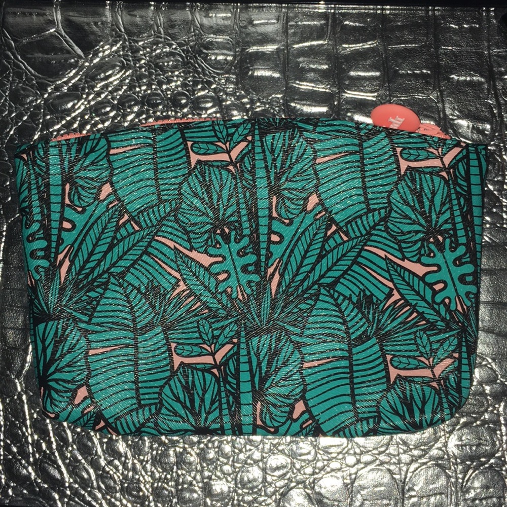 Ipsy Makeup Bag Lot | 2019